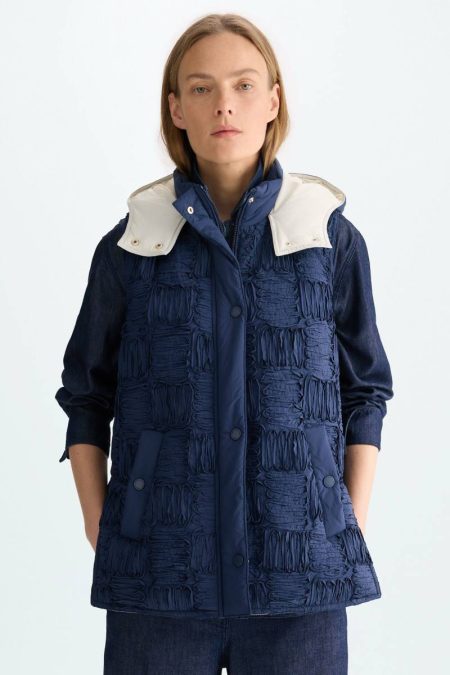 Outerwear Purificacion Garci Navy Detachable Hood Quilted Technical Gilet Women