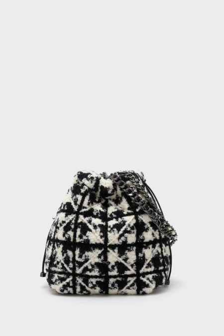 Purificacion Garci Crossbody Bags White/Black Women Homenaje Acolchado Bucket Bag