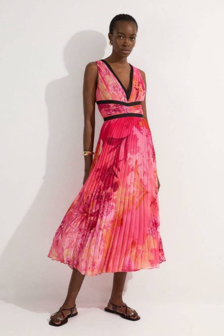 Women Maxi Dresses Karen Millen Tall Pleated Floral Bodice Detail Woven Maxi Dress Pink