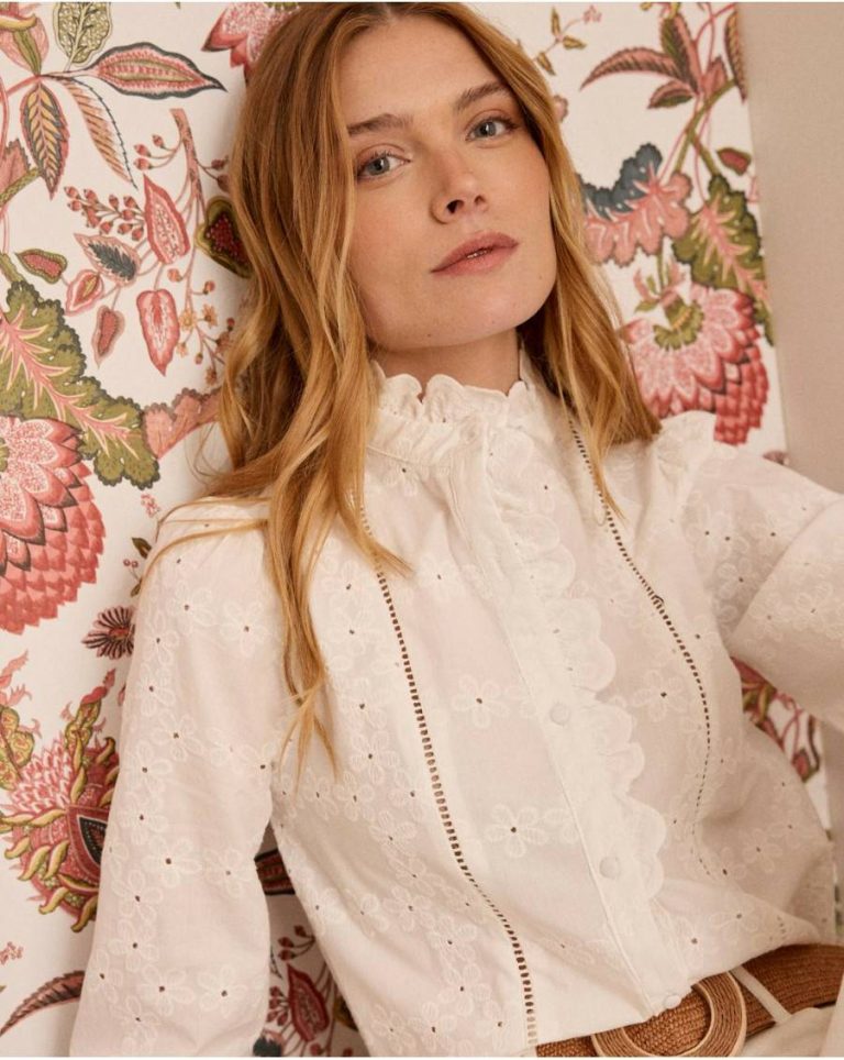 Women White Blouses And Shirts Polín Et Moi Katia' Flowers Blouse - Image 2