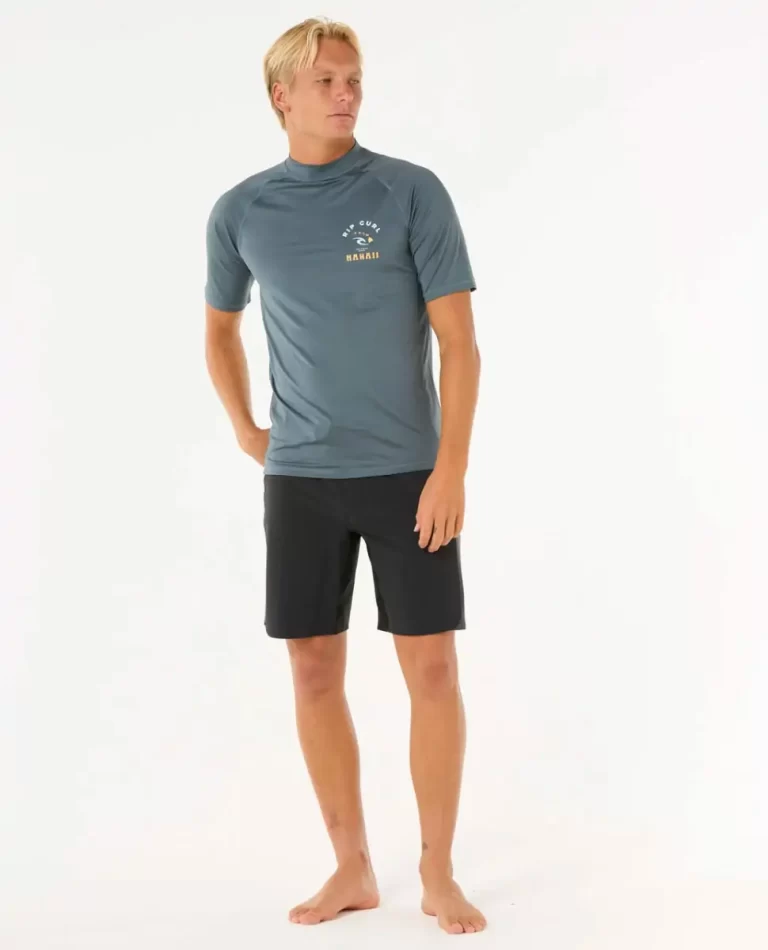 Mens Rash Guards Rip Curl Island Vibe Upf Short Sleeve Rash Guard - Image 4