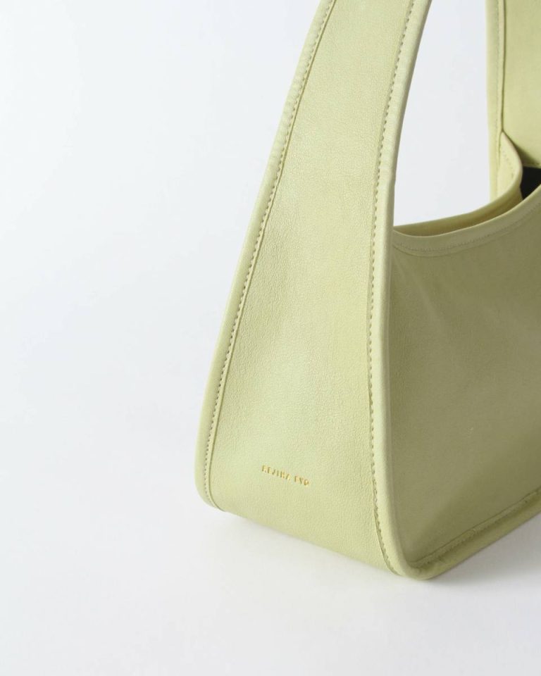 Rejina Pyo Everyday Women Sofia Bag Leather Apple - Image 5