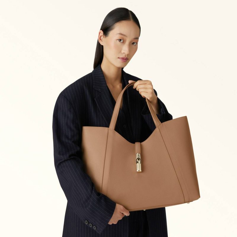 Women Furla Goccia Shoulder Bag Xl Shoulder Bags Deserto - Image 2