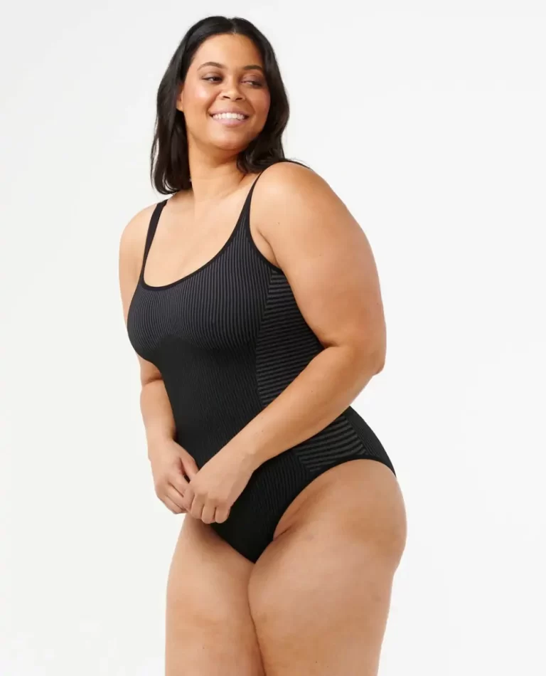 Women Rip Curl One Pieces The One 2.0 One Piece - Image 2